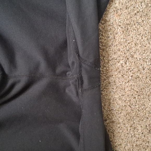 * BEING DONATED 2/28 * Bundle of 3 Black Workout Leggings - Sizes M/L - Picture 12 of 12